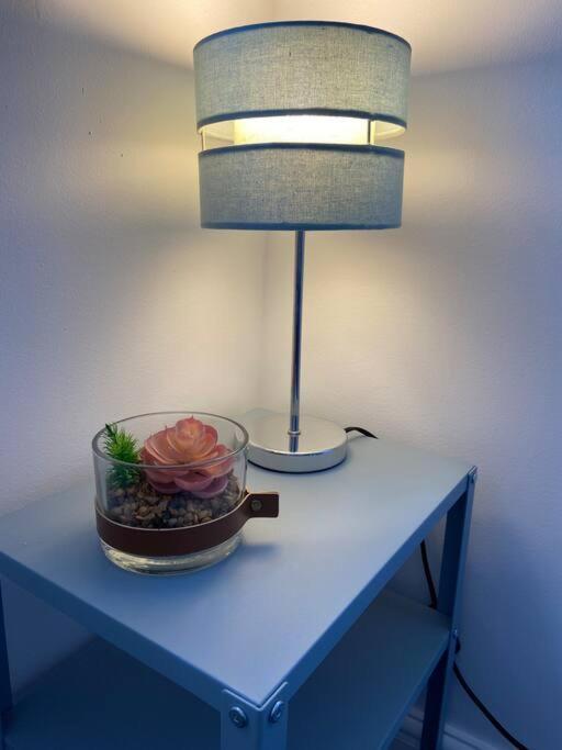 Newly Refurbished Town Centre Apartment 오반 외부 사진