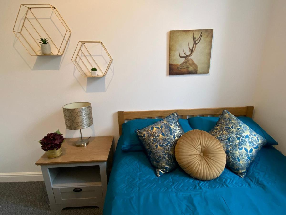 Newly Refurbished Town Centre Apartment 오반 외부 사진